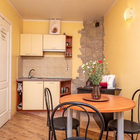 Yzzi Palanga Exterior foto