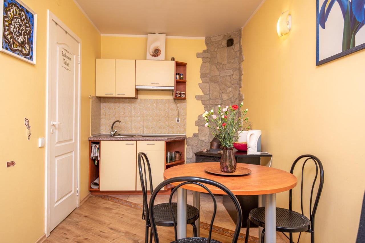 Yzzi Palanga Exterior foto